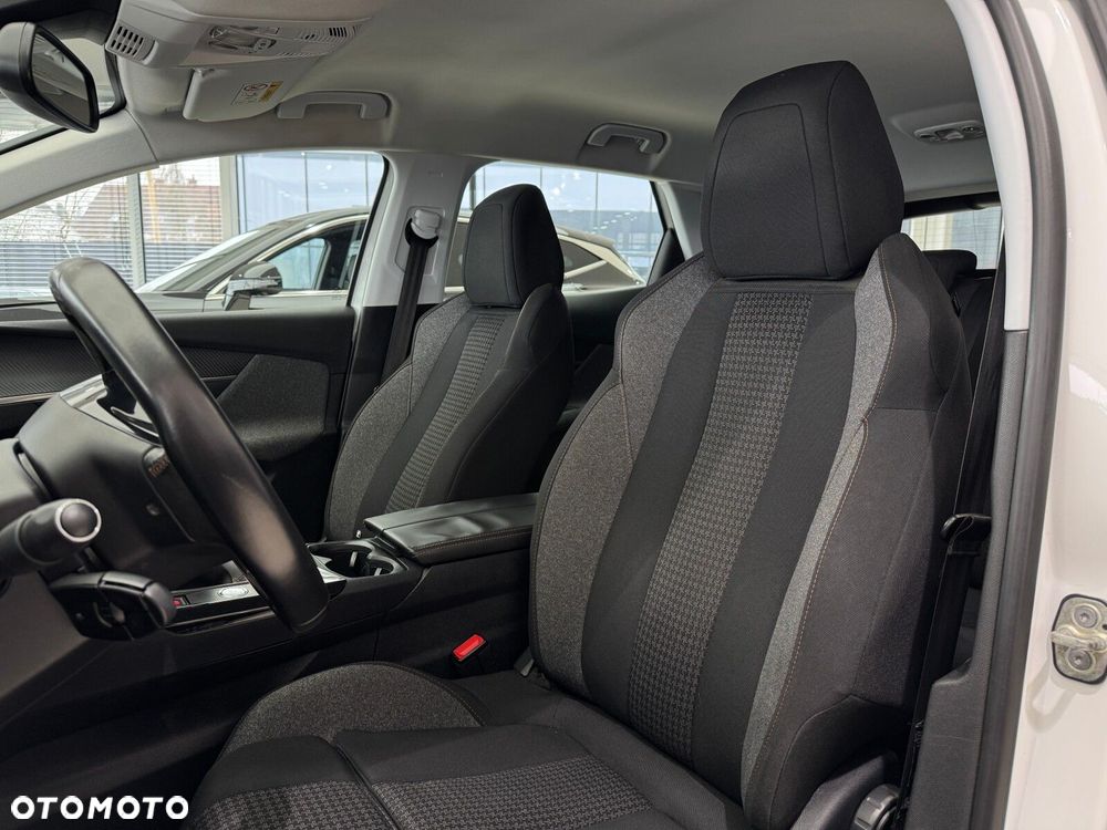 Peugeot 3008 1.2 PureTech Active - 10