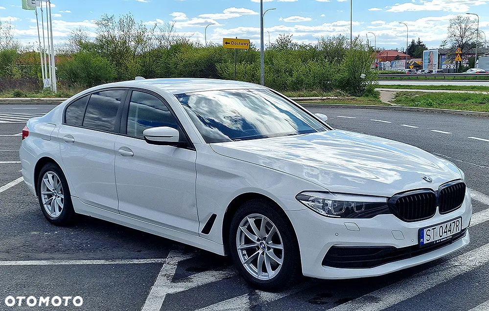 BMW Seria 5 518d Business Edition - 1