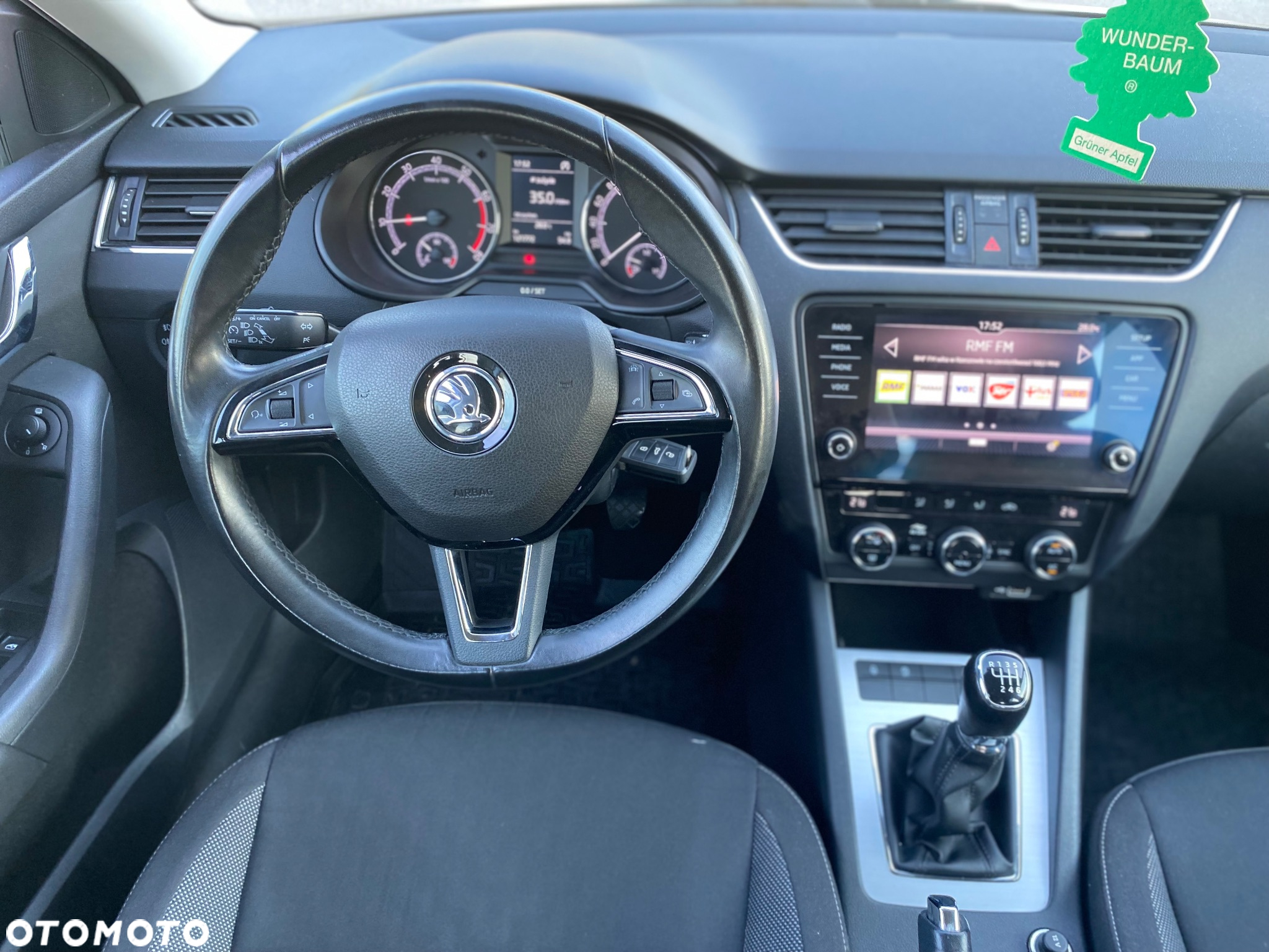 Skoda Octavia 1.4 TSI Ambition - 8