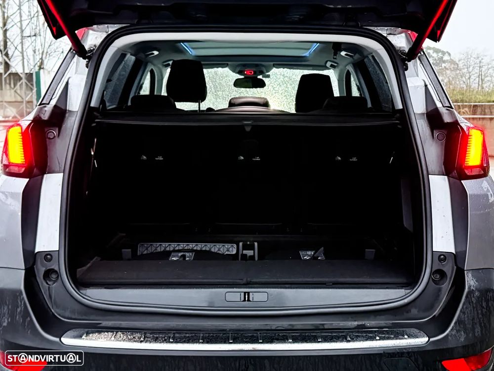 Peugeot 5008 - 9