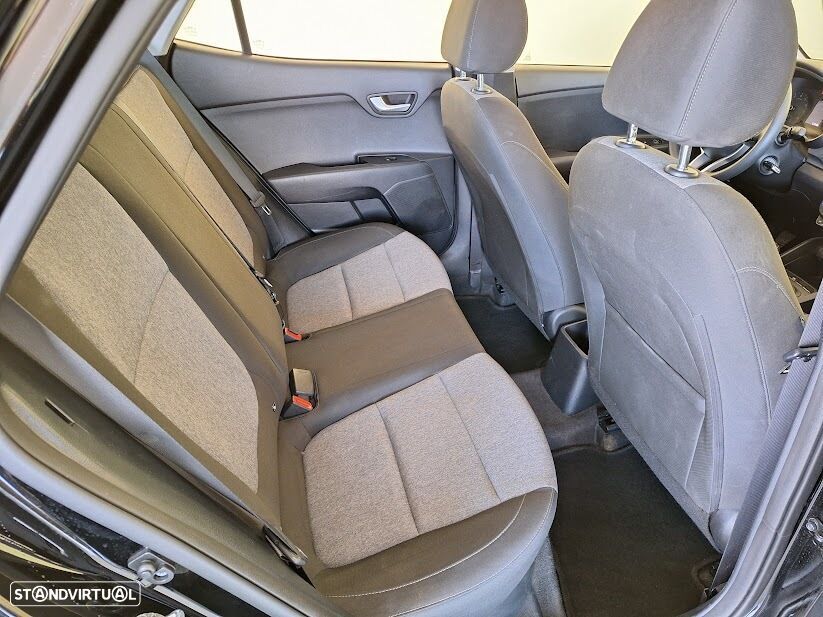 Kia Stonic - 10
