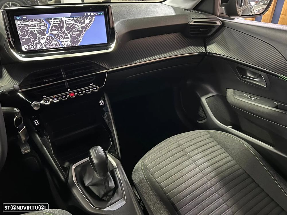 Peugeot 208 1.2 PureTech Active Pack - 17