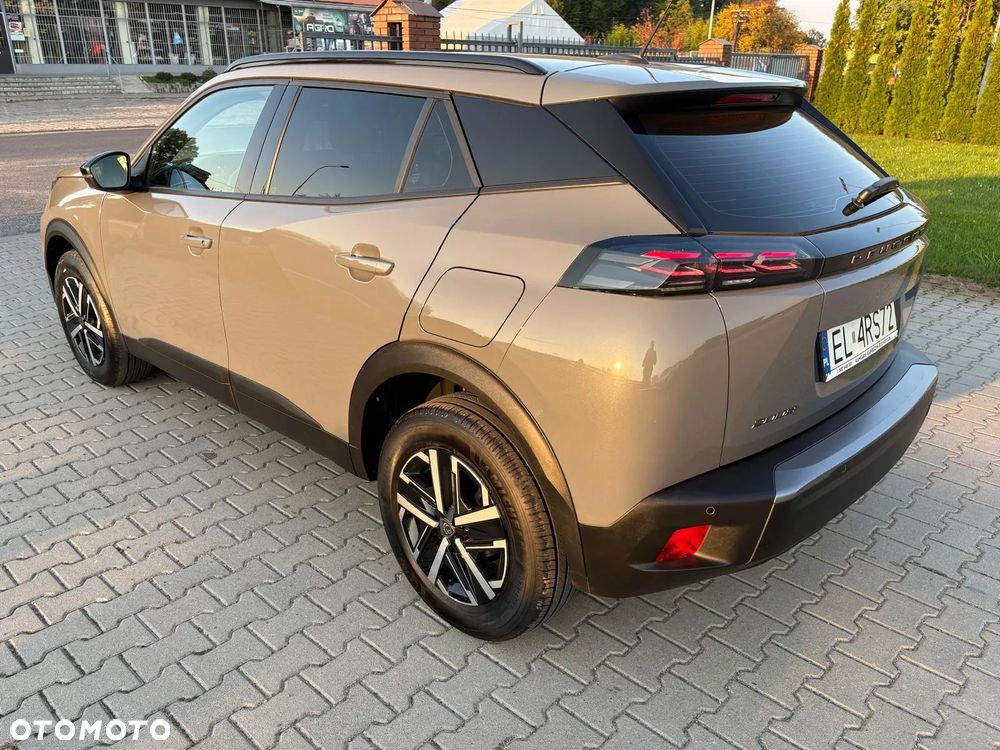 Peugeot 2008 - 11