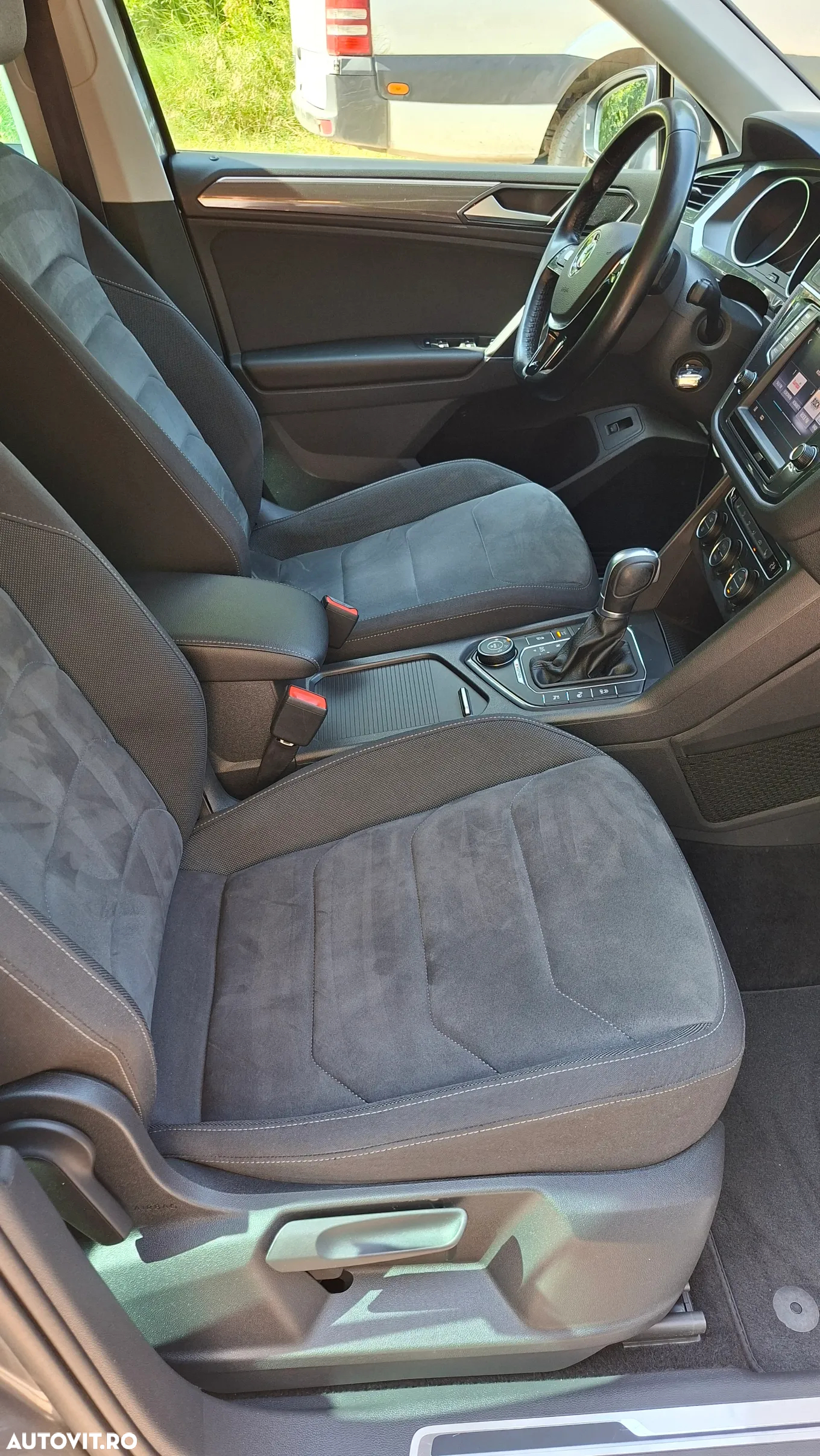 Volkswagen Tiguan 2.0 TSI DSG 4Mot Highline - 9