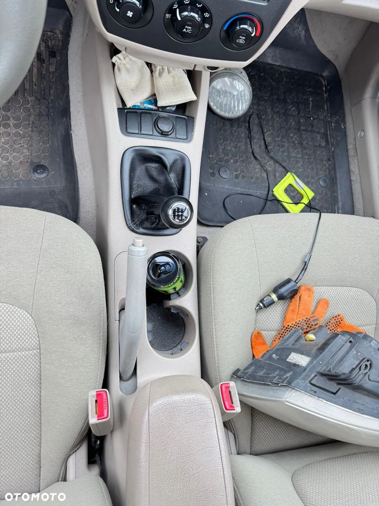 KIA CERATO 2004 poj. 1.6 benzyna 105 KM cały na CZĘŚCI - 9