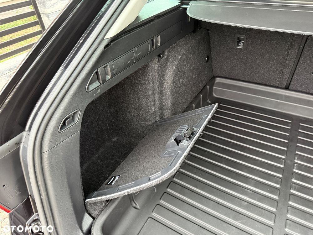 Skoda Superb 2.0 TDI DSG Premium Edition - 21