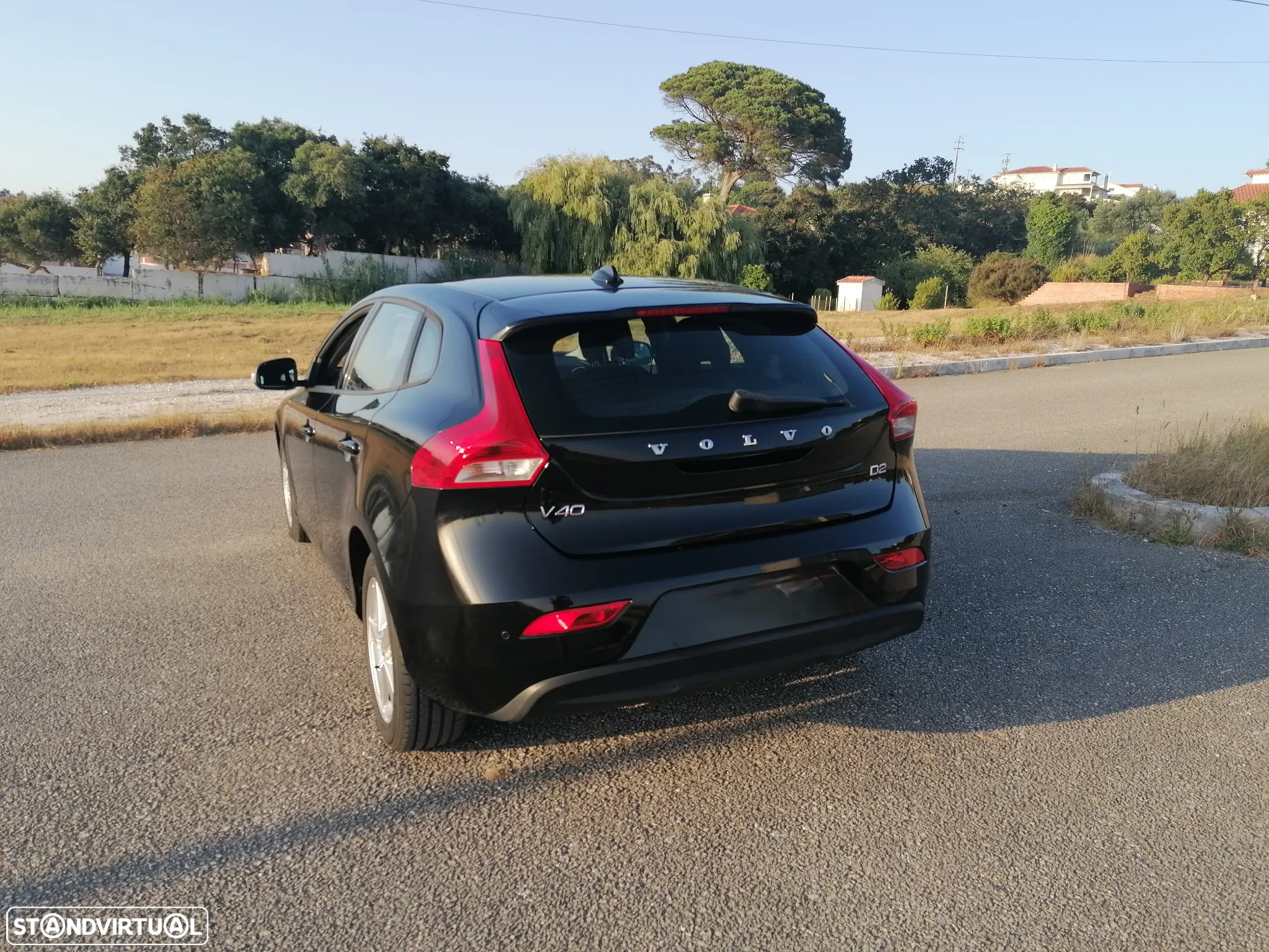 Volvo V40 2.0 D2 Kinetic - 2