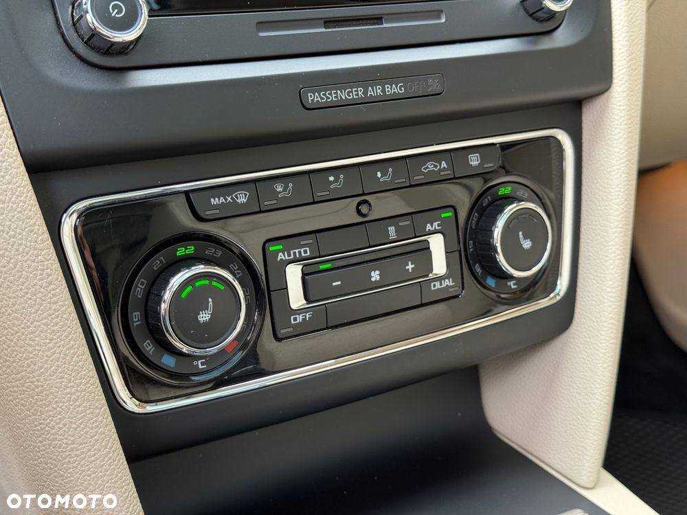 Skoda Superb 3.6 FSI 4x4 L&K DSG - 31