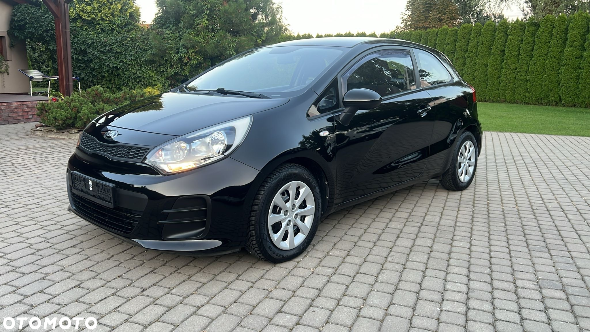 Kia Rio 1.2 L - 7
