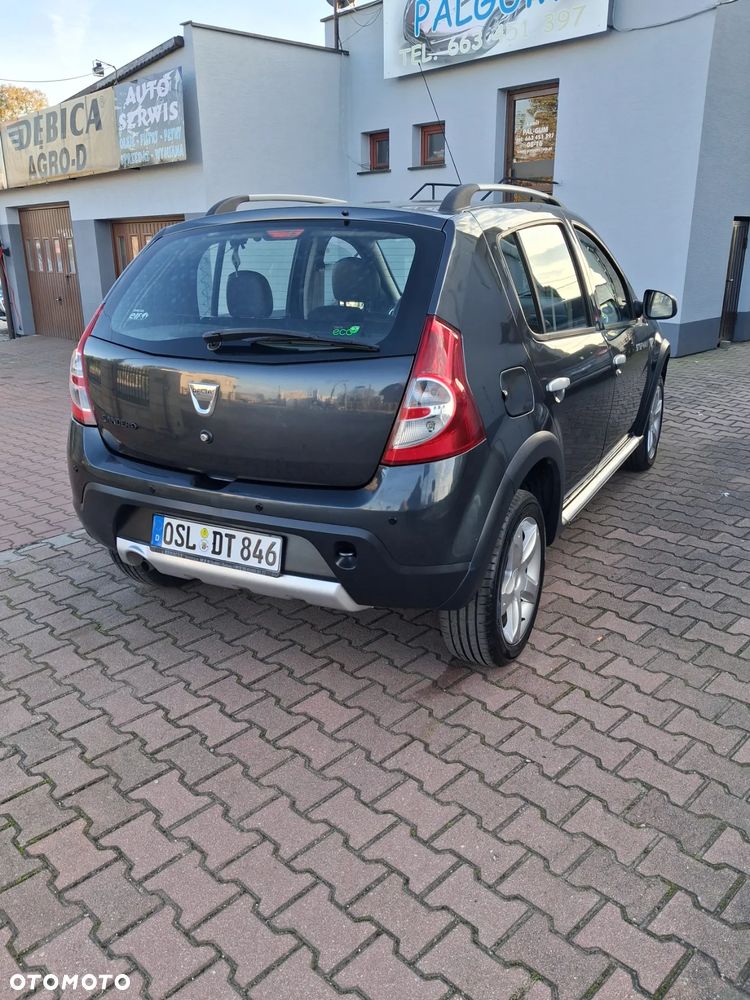 Dacia Sandero 1.6 16V Hi-Flex - 17