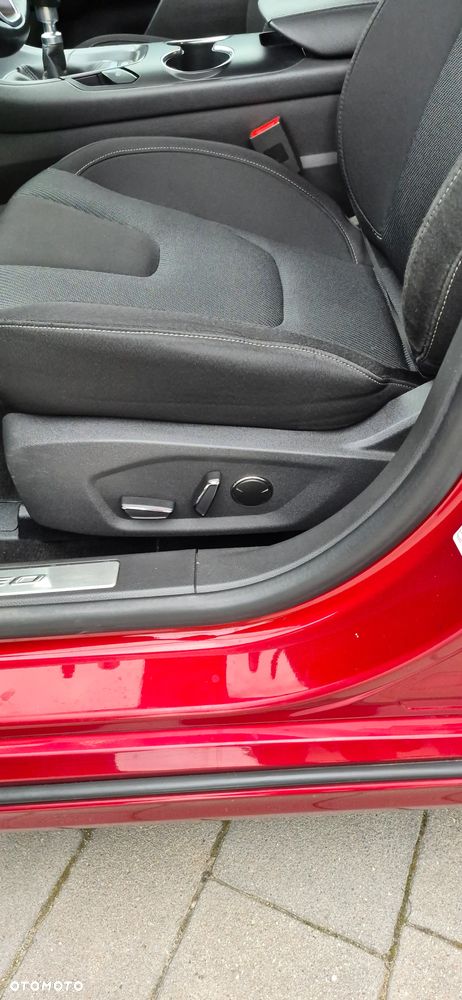 Ford Mondeo 1.5 EcoBoost Titanium - 12
