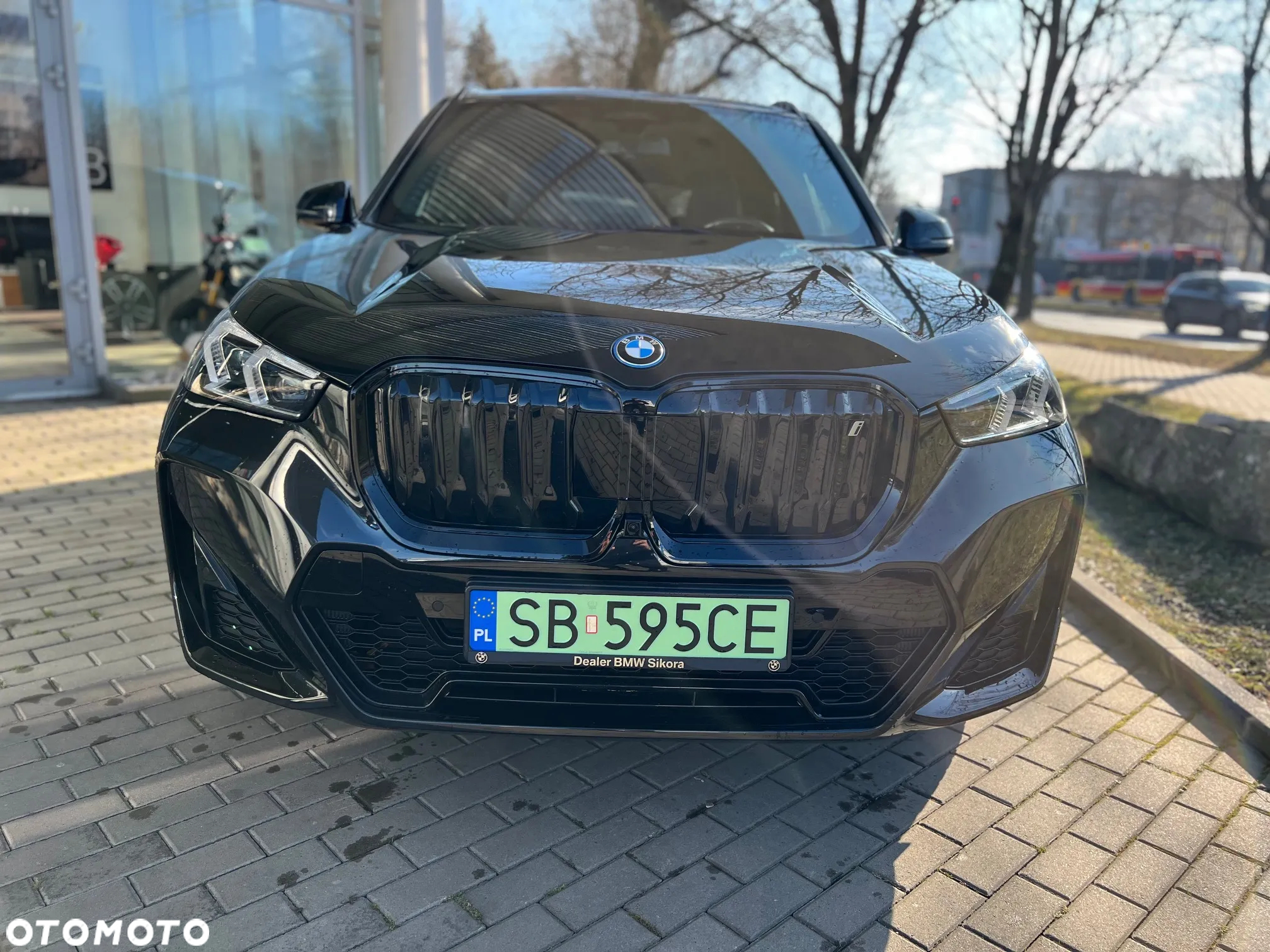 BMW iX1 xDrive30 66.5kWh M Sport - 3