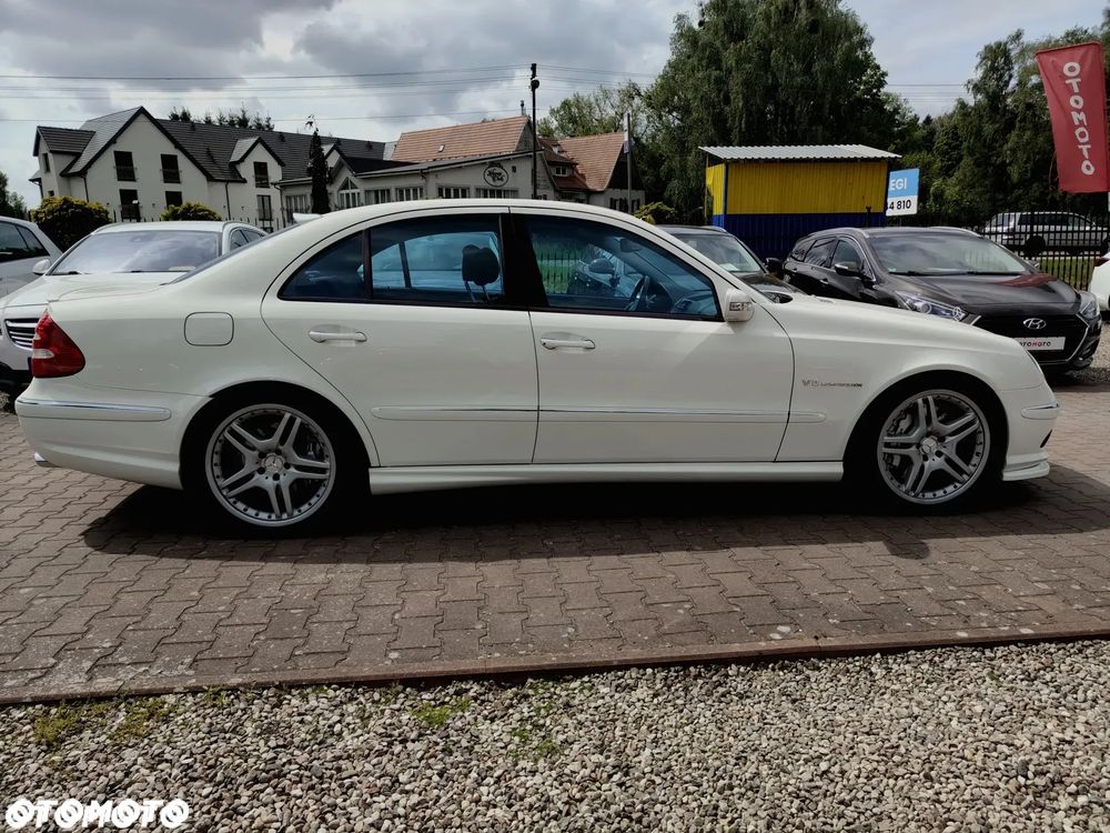 Mercedes-Benz Klasa E 55 AMG - 7