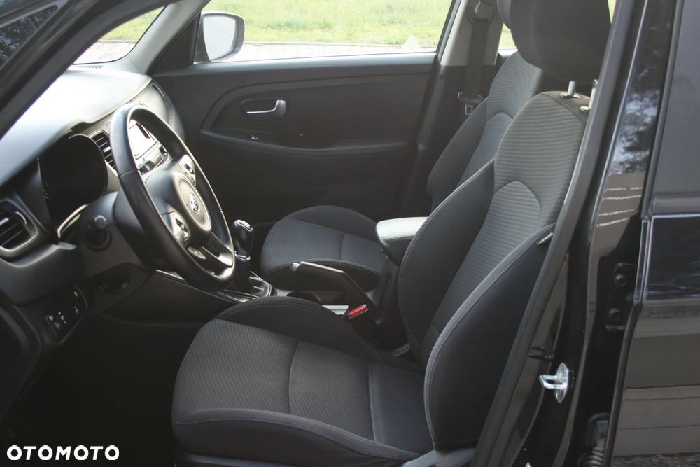 Kia Carens 1.7 CRDi XL 7os - 14