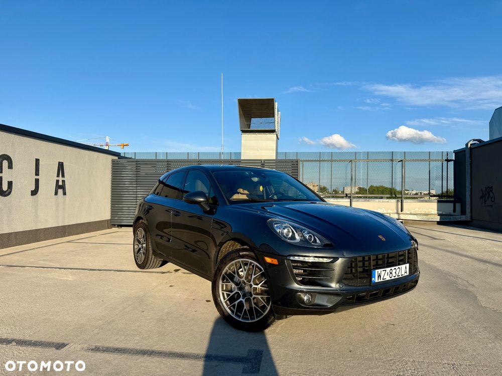 Porsche Macan - 1