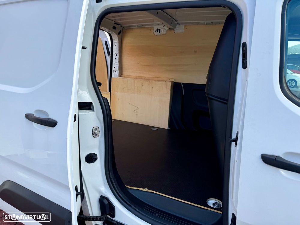 Citroën Berlingo Outro - 18