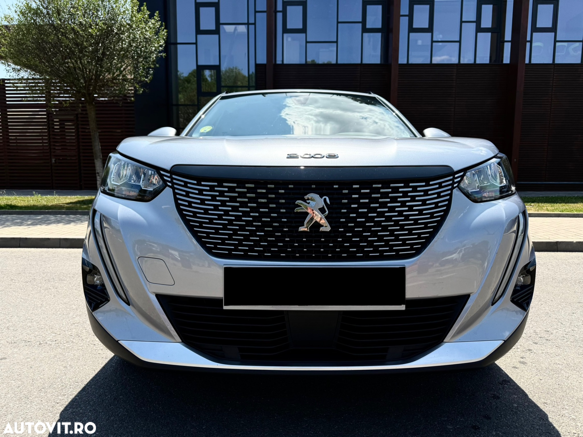 Peugeot 2008 1.5 BlueHDI EAT8 STT Allure Pack - 2