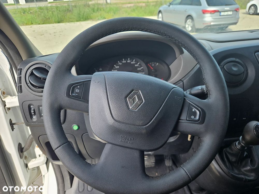 Renault Master - 15