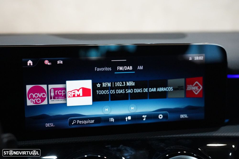 Mercedes-Benz A 250 ver-e-8g--dct-edition-amg-line - 13