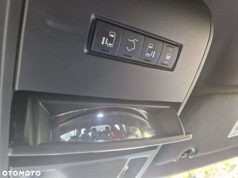 Dodge Grand Caravan 3.6 R/T - 23