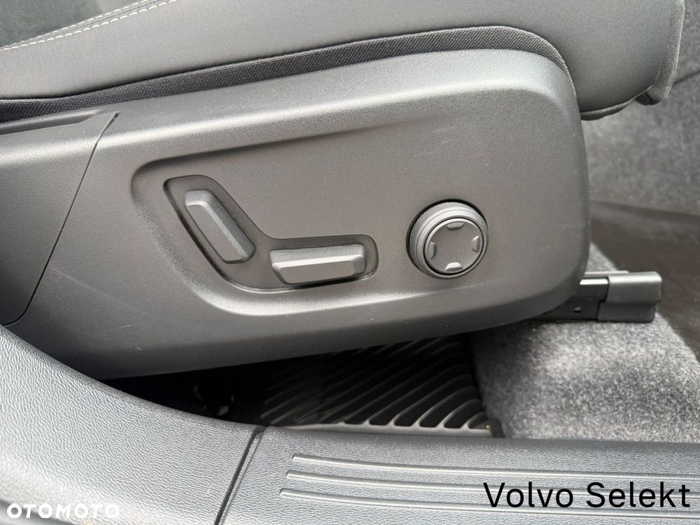 Volvo XC 40 - 36