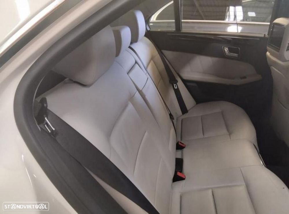 Mercedes-Benz E 350 - 4
