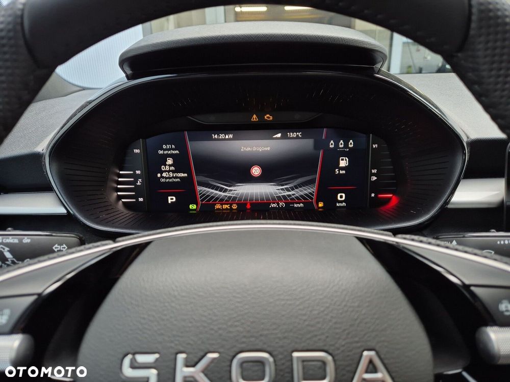 Skoda Fabia - 25