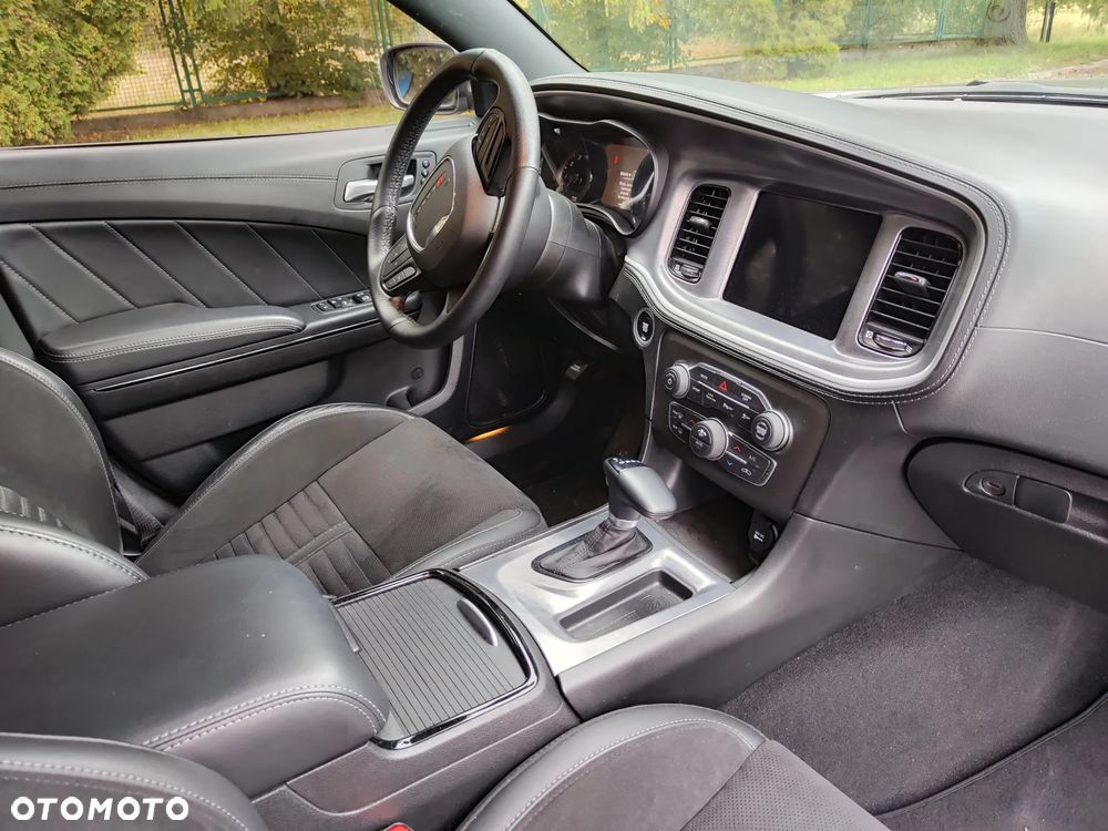 Dodge Charger 5.7 R/T Daytona - 9