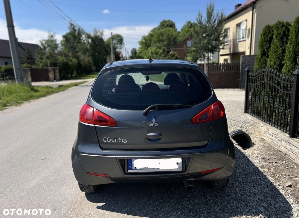 Mitsubishi Colt - 6