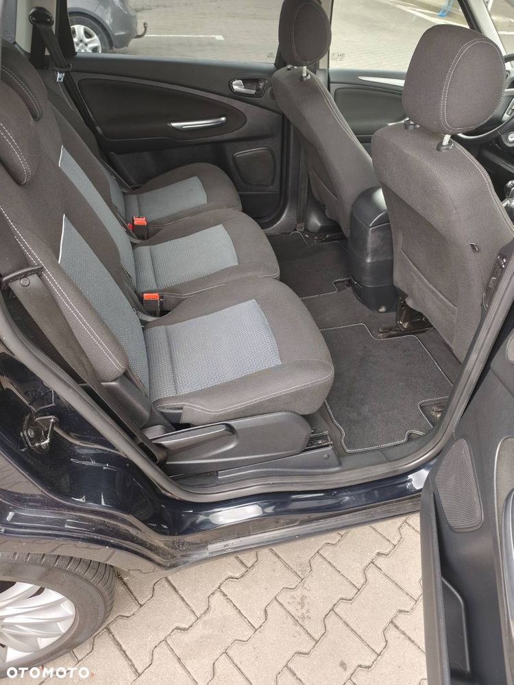 Ford S-Max 2.0 TDCi DPF Champions Edition - 11