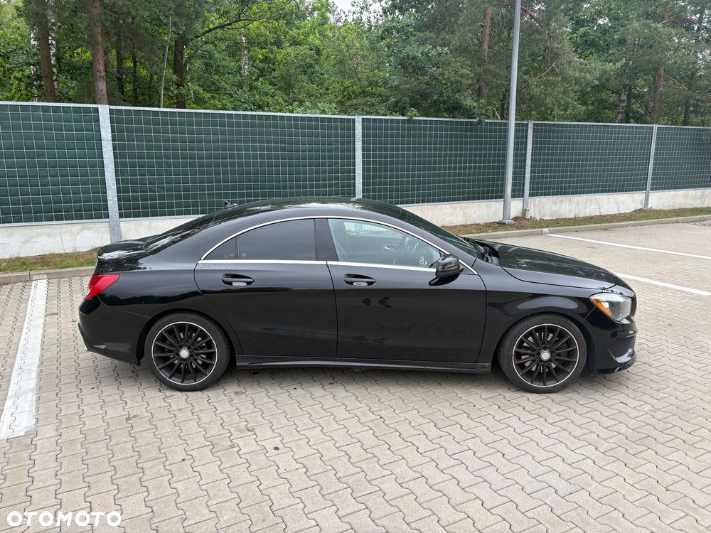 Mercedes-Benz CLA 250 4-Matic AMG Line - 4