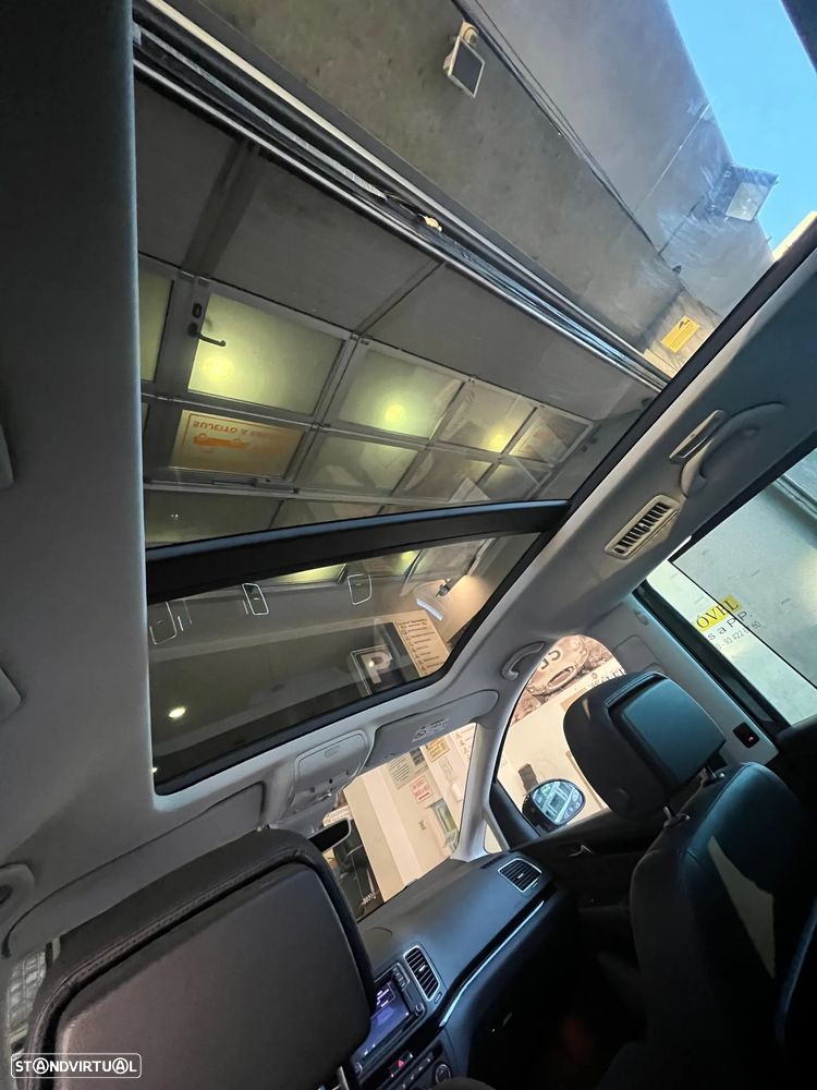 VW Sharan 2.0 TDI Highline DSG - 13