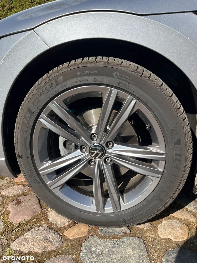 Volkswagen Arteon 2.0 TDI R-Line DSG - 18