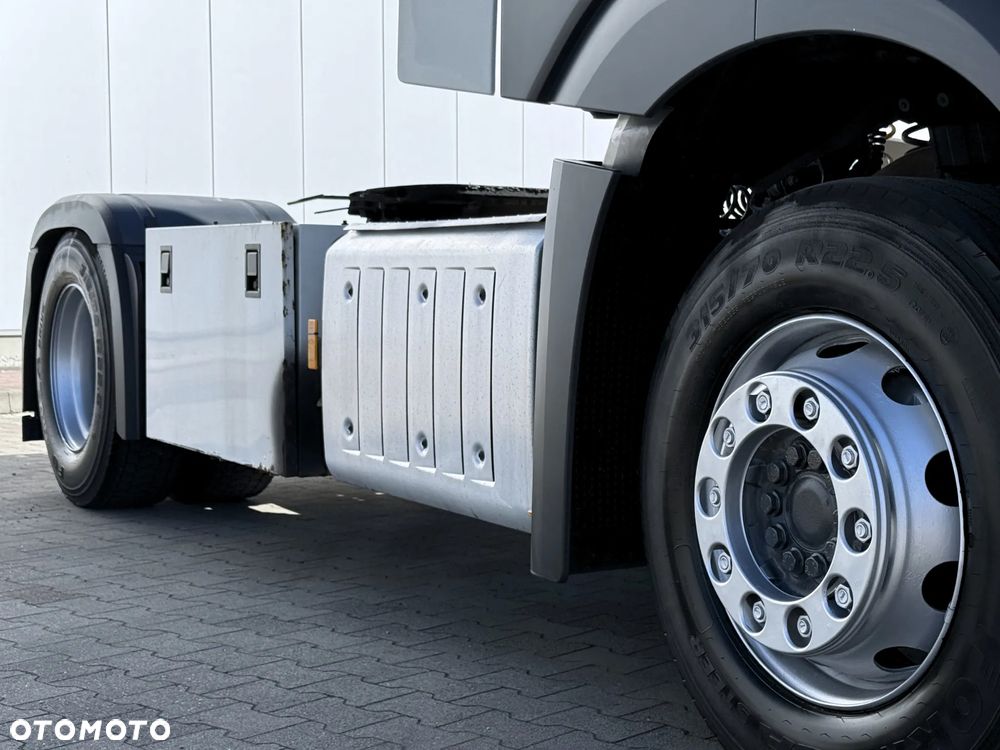 Mercedes-Benz ACTROS 1845 / STANDARD / SALON PL - 11