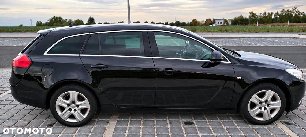 Opel Insignia 2011 photo 2