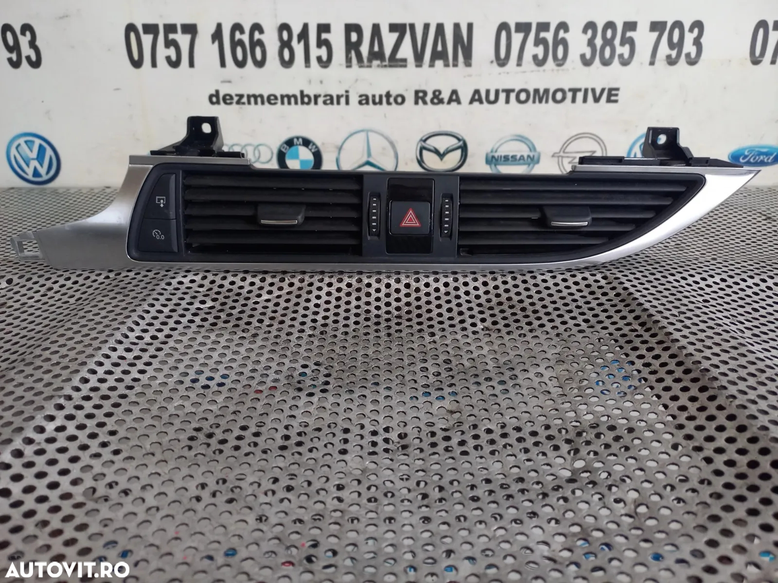 Grile Grila Ventilatie Bord Centrale Audi A6 4G C7 Volan Stanga - 2