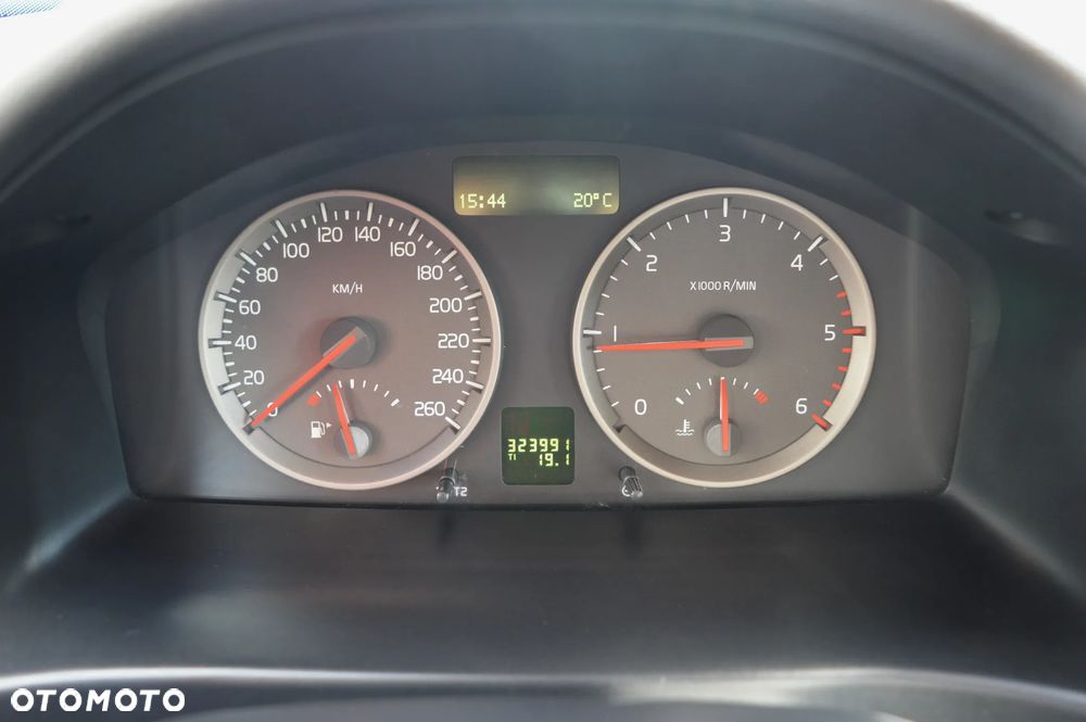 Volvo V50 2.0D Momentum - 40