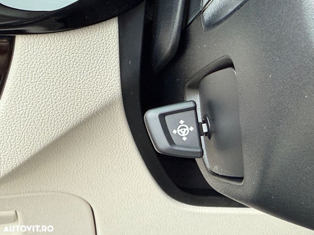 BMW Seria 5 530d xDrive Aut. Luxury Line - 25