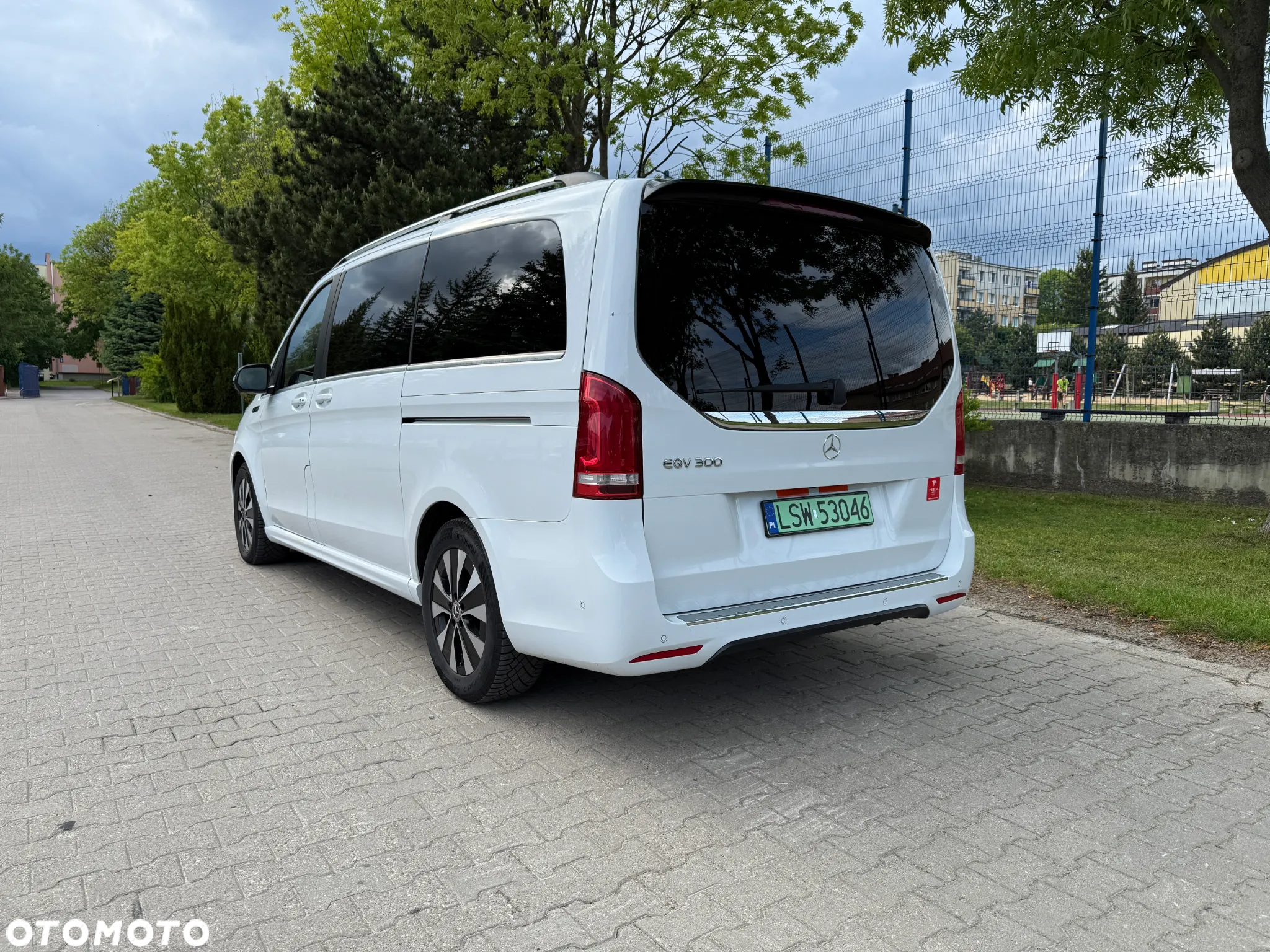 Mercedes-Benz EQV 300 lang Avantgarde Line - 3