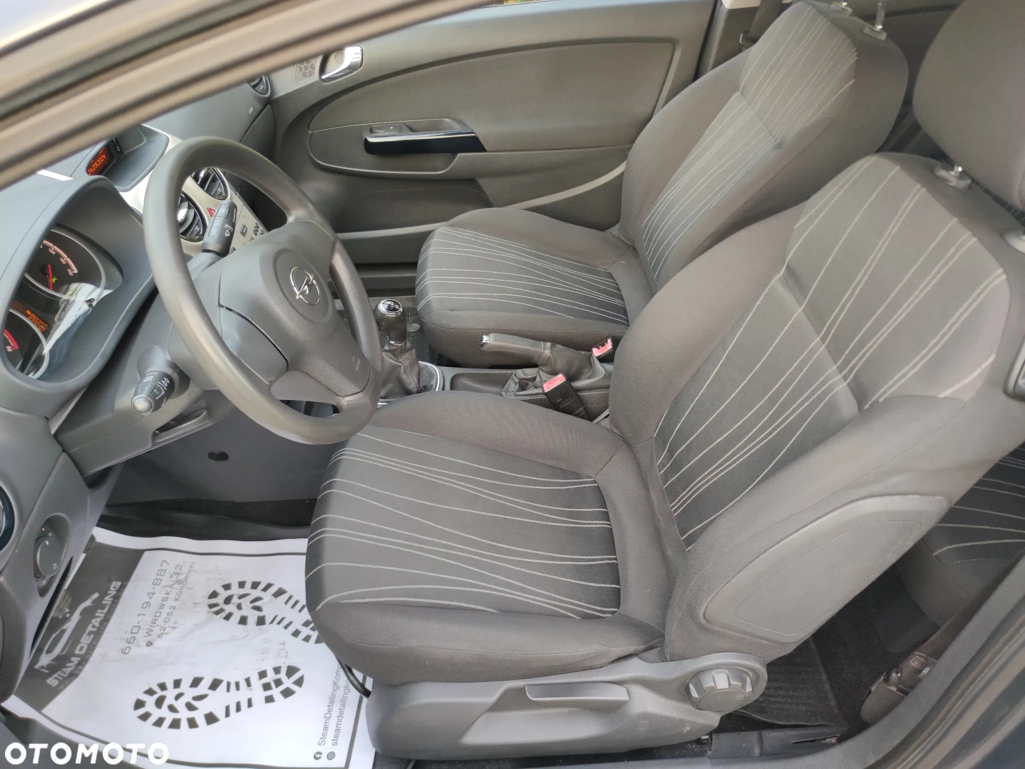 Opel Corsa 1.4 16V Enjoy - 6