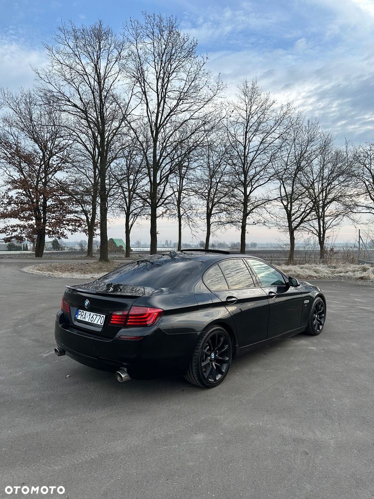 BMW Seria 5 530d Sport-Aut Modern Line - 21