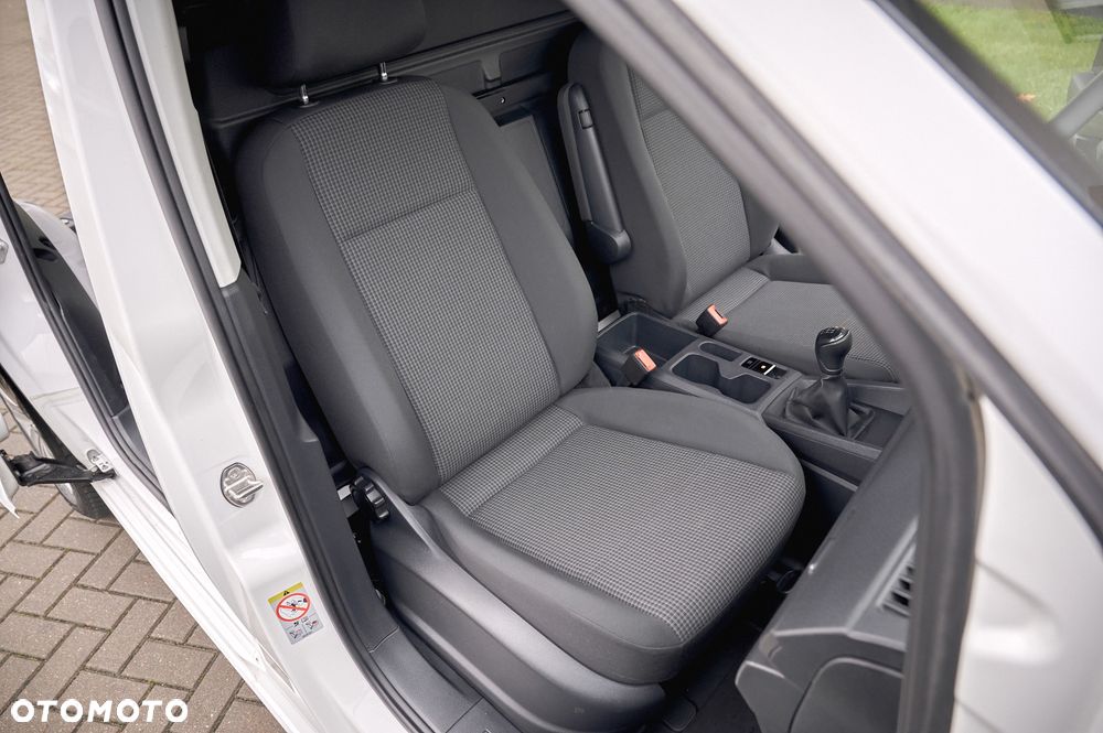 Volkswagen Caddy - 26