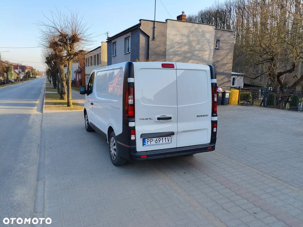 Renault Trafic - 9