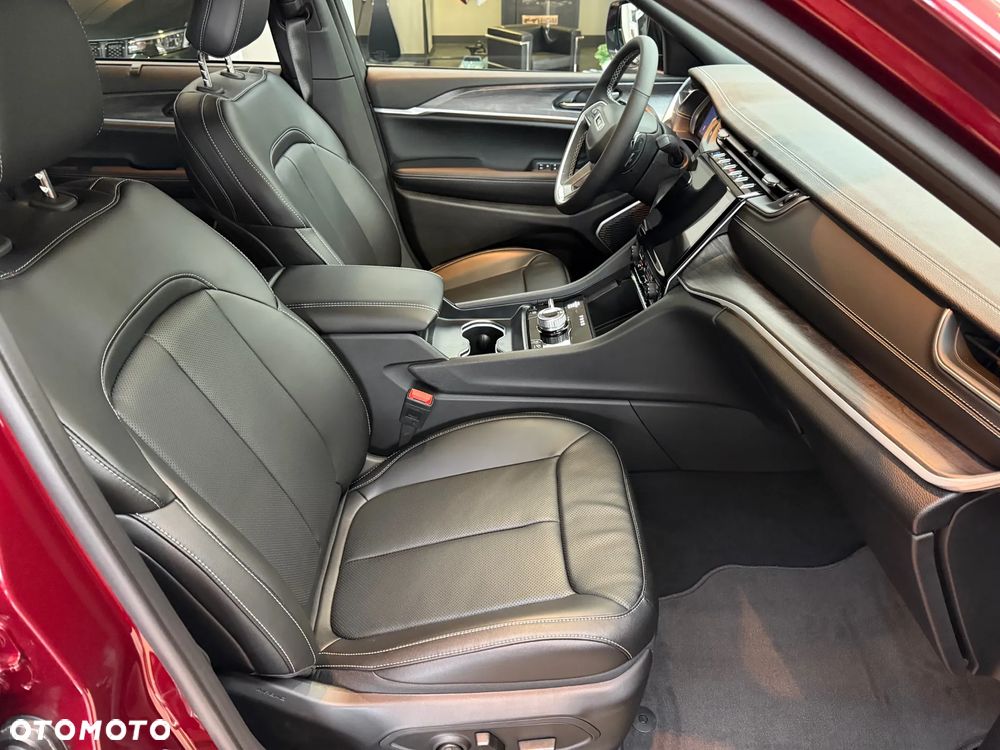 Jeep Grand Cherokee - 6