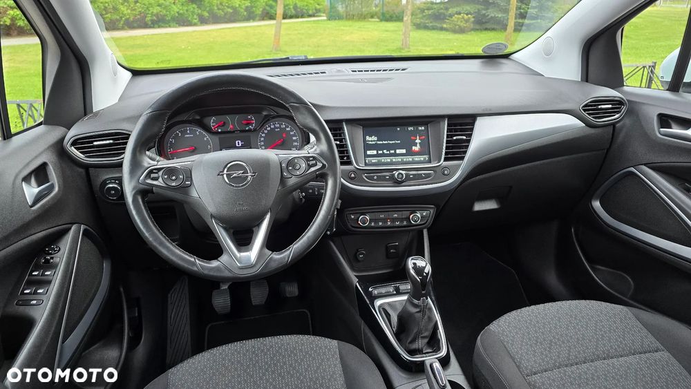 Opel Crossland X - 10