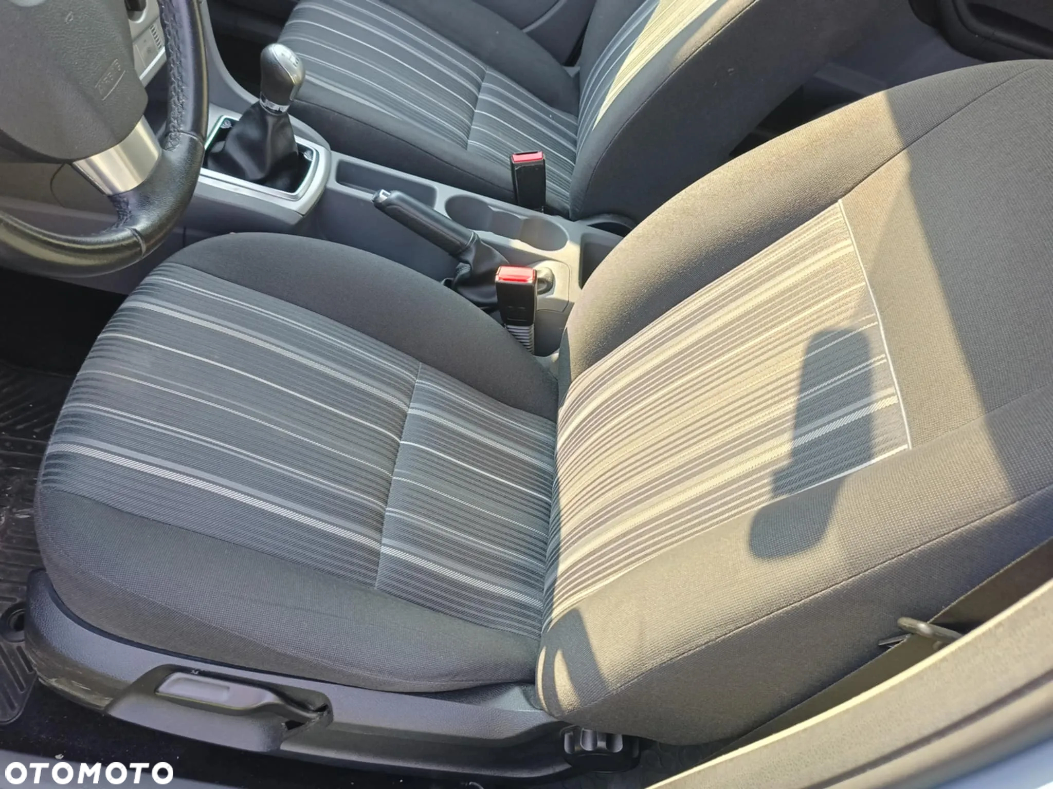 Ford Focus 1.4 Ambiente - 20