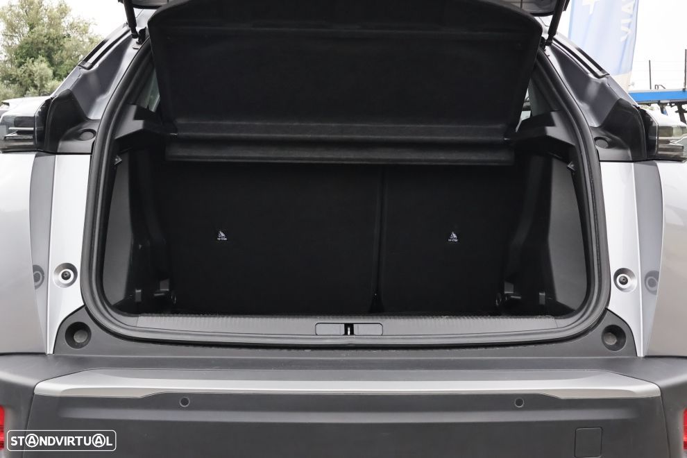Peugeot 2008 1.2 Hybrid Allure e-DCS6 - 18