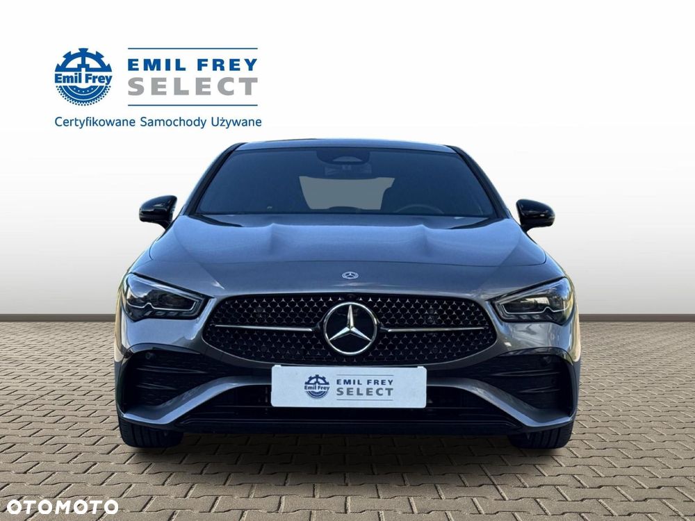 Mercedes-Benz CLA - 9
