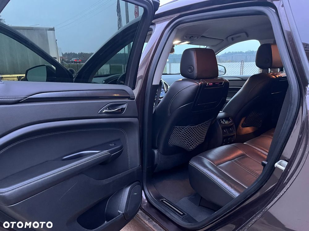 Cadillac SRX 3.6 V6 AWD Sport Luxury - 22