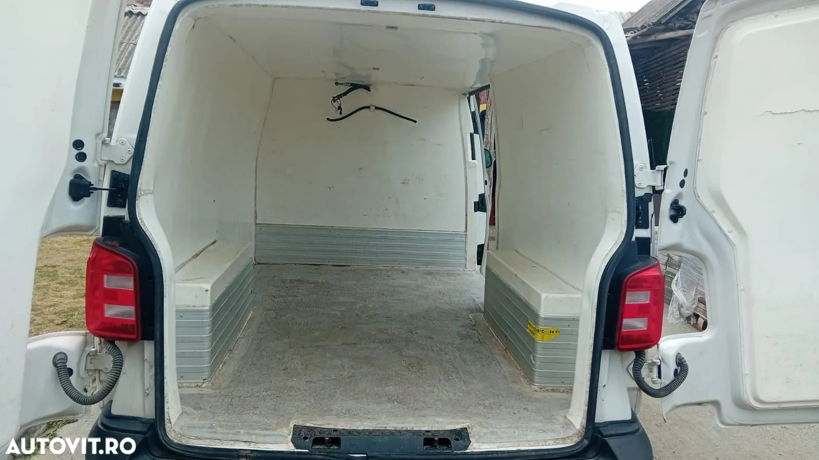 Volkswagen Transporter - 15